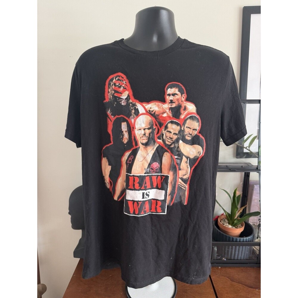 WWE RAW IS WAR T SHIRT MENS XL BLACK STONE COLD UNDERTAKER KANE WRESTLING